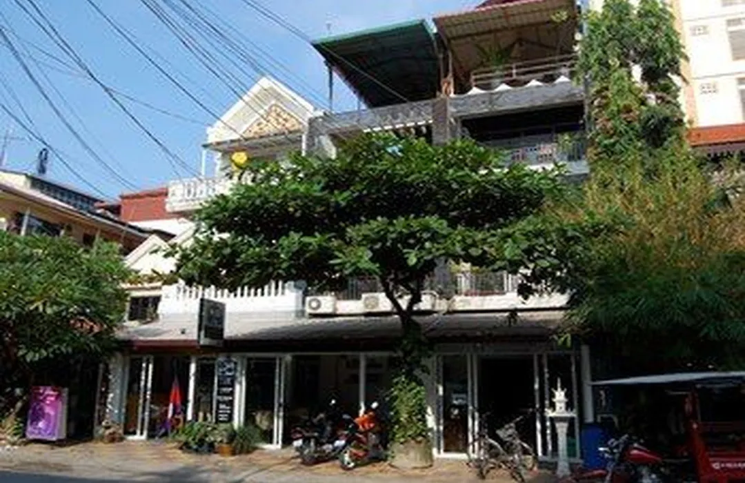 Goldie Guesthouse-1